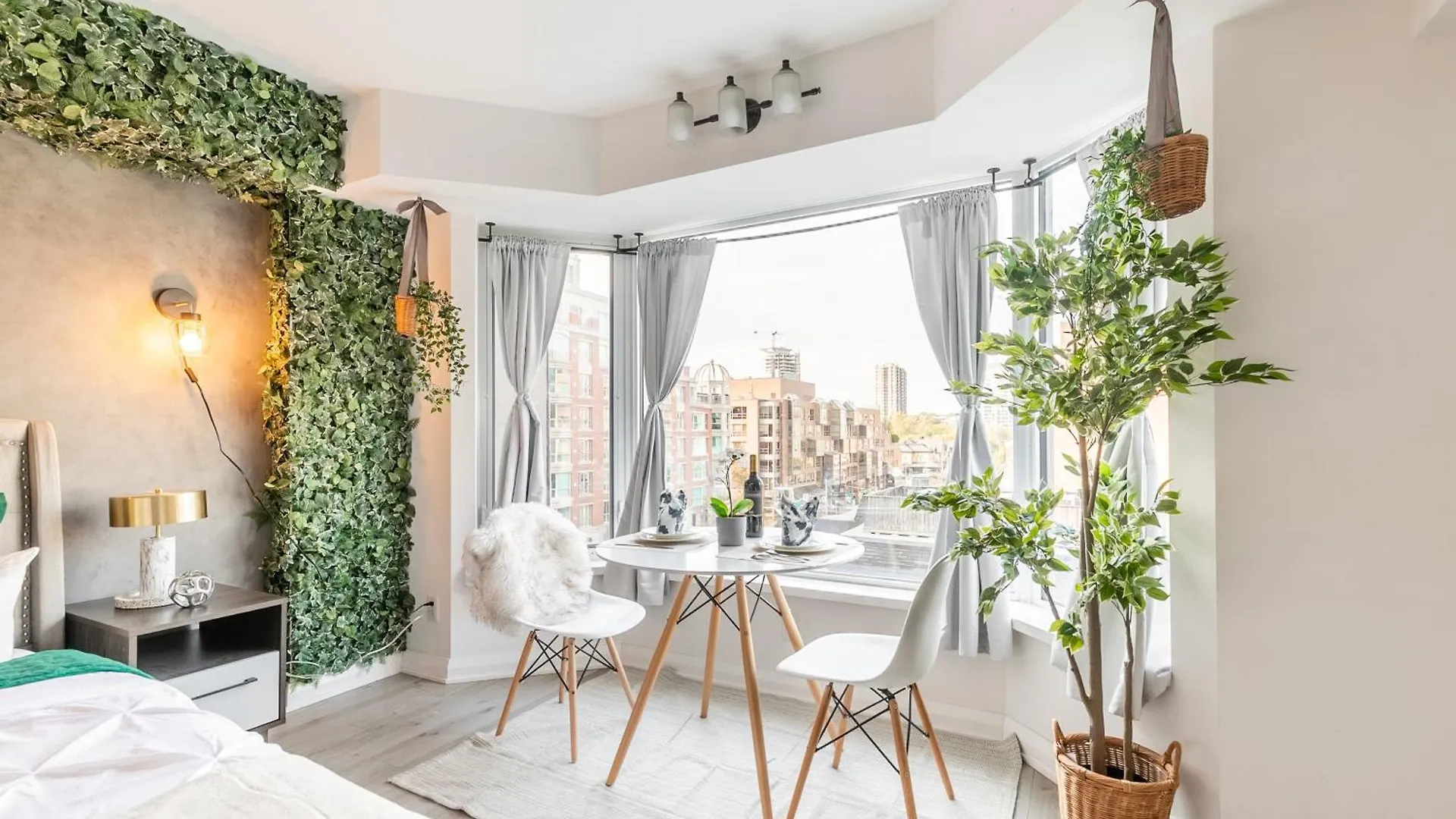 Yorkville Plaza Express Stay Toronto