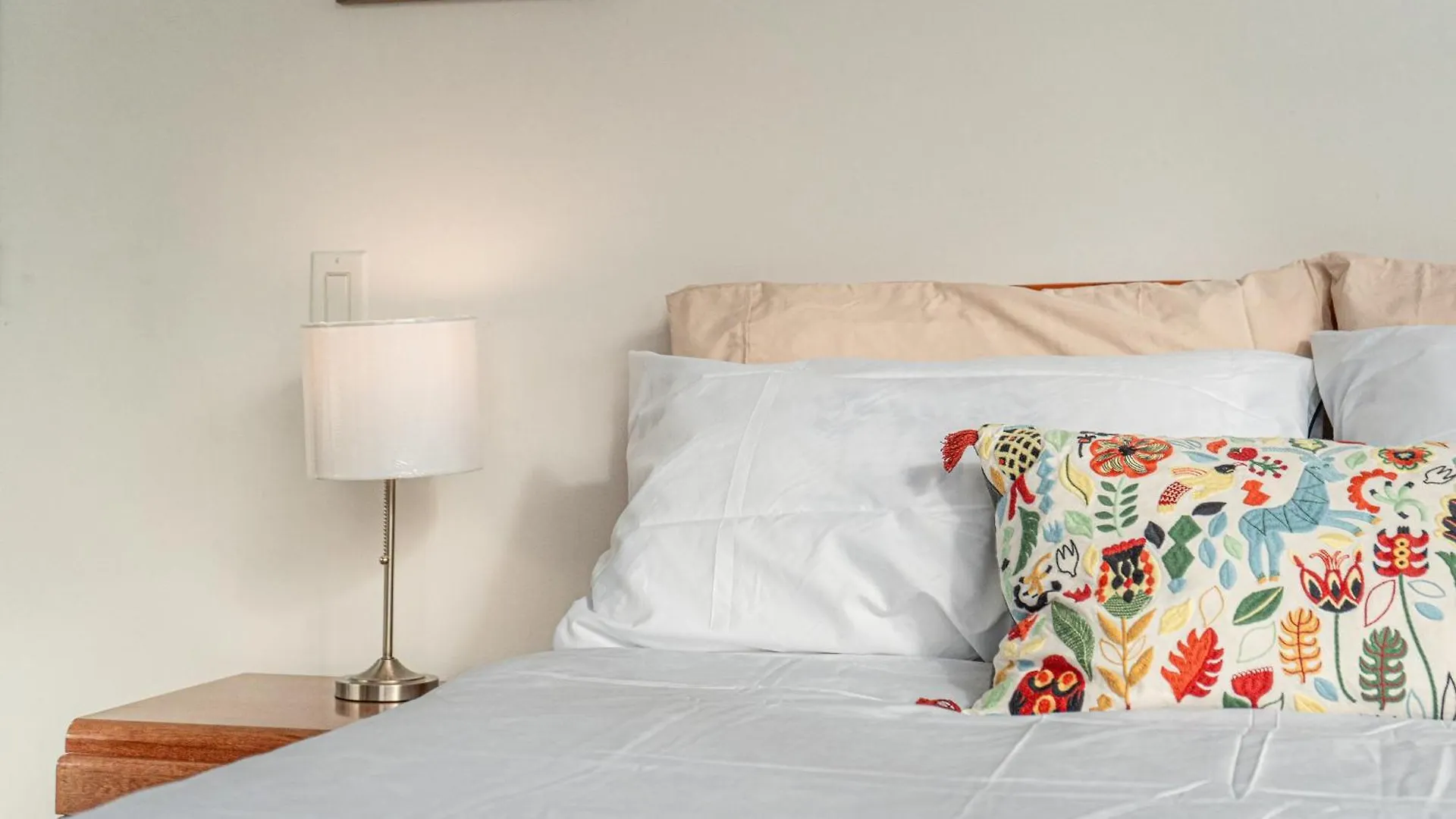Yorkville Plaza Express Stay Toronto Apartmán