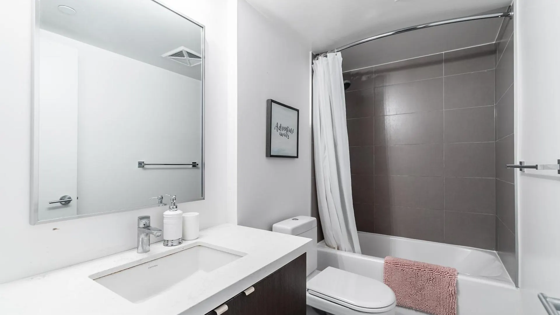 Yorkville Plaza Express Stay Τορόντο